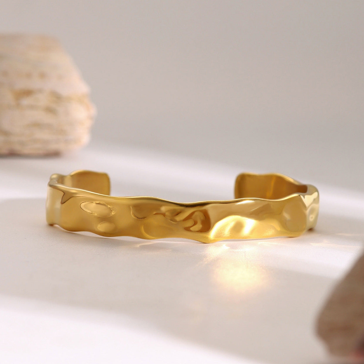 JDB2405006 18K Golden Color Wave Beach Bracelet Adjustable Open Cuff Bangle for Women