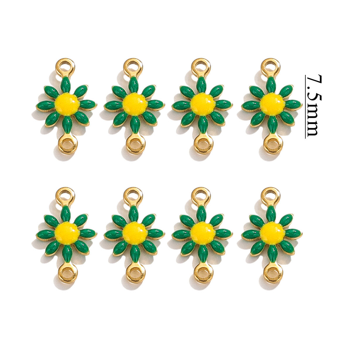 SPC77 Daisy Flower Pendent for Bracelet Necklace Making 20Pcs per Bag