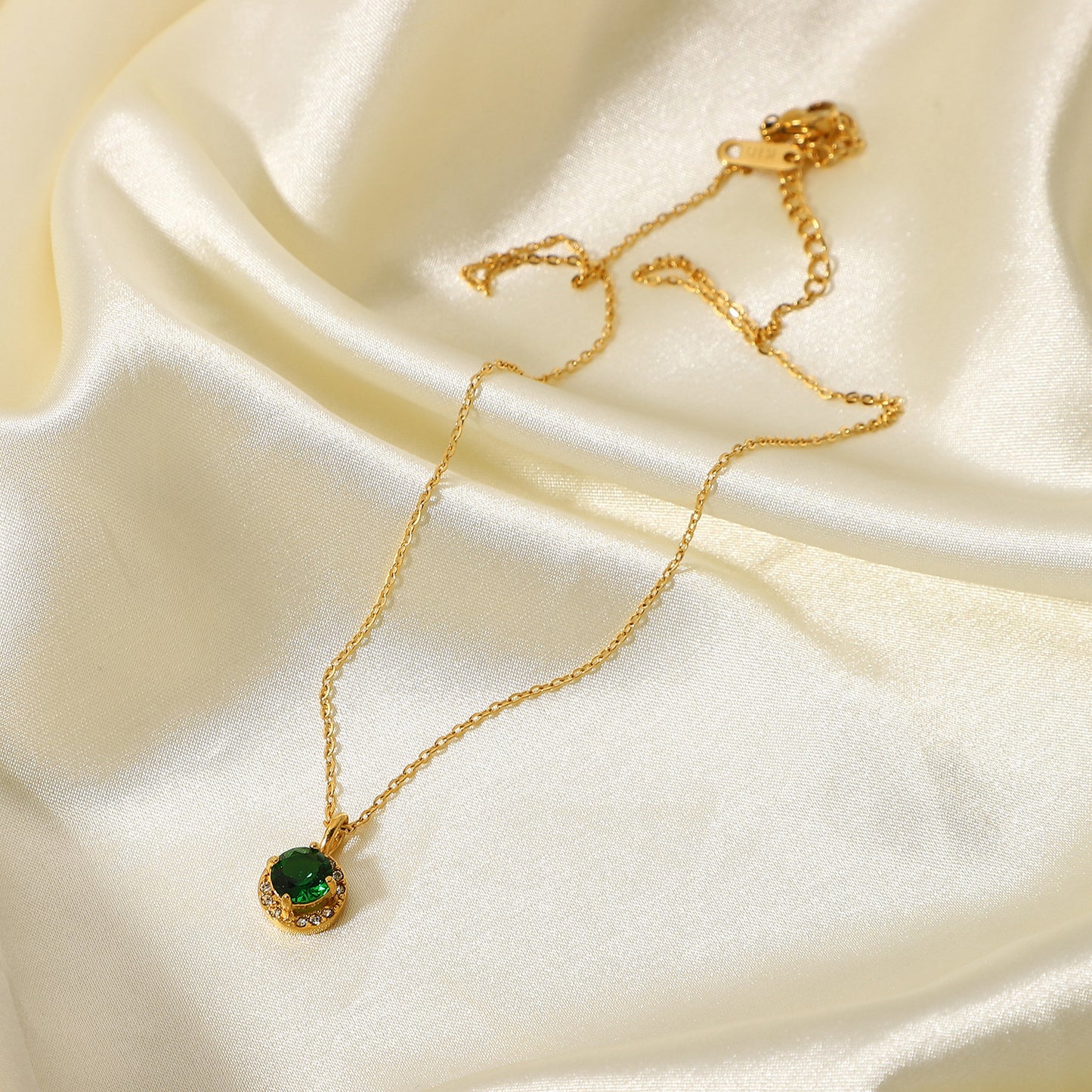 JDN20688-GN 18k Golden Color Double-Halo Pendant Colorful Cubic Zircon Necklace