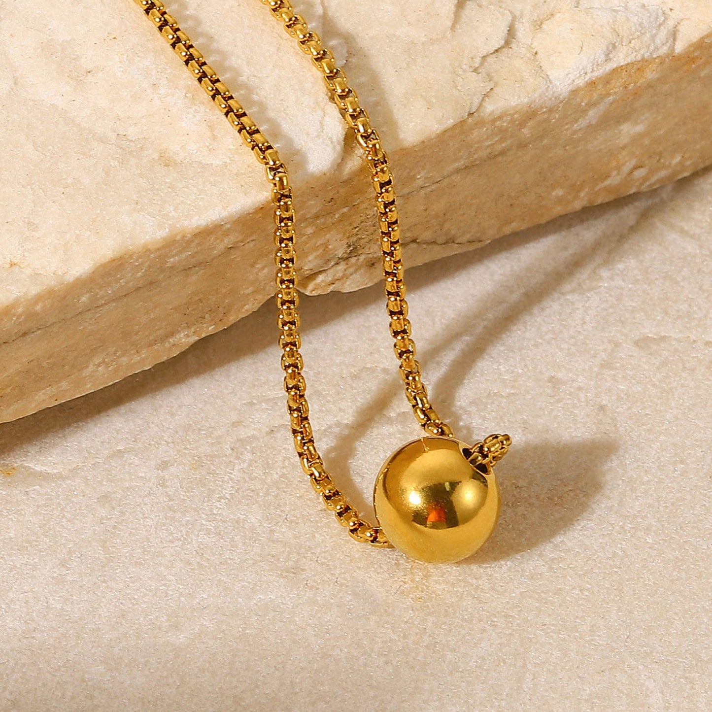 JDN21055 Stainless Steel Necklace with Ball Pendant Waterproof Chain