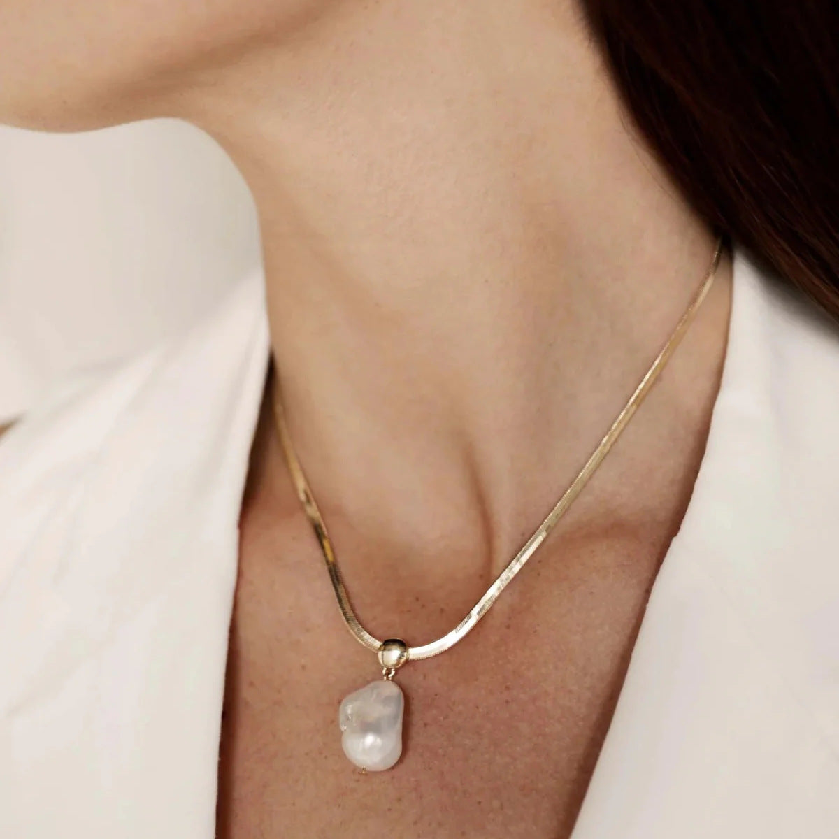 JDNW2409021 Baroque style Pearl Necklace Stainless Steel Waterproof Chain Necklace for Women