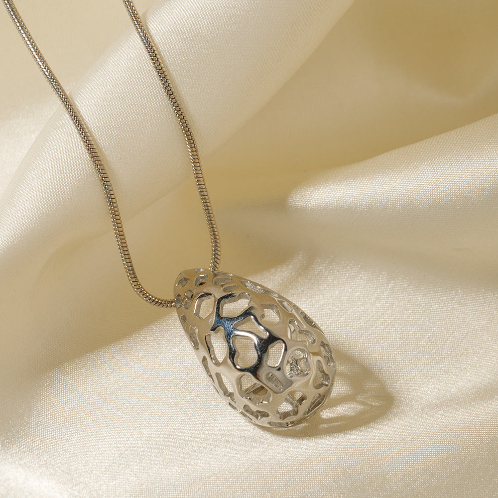 JDN2310007-S Stainless Steel Teardrop Fretwork Pendant Necklace for Women