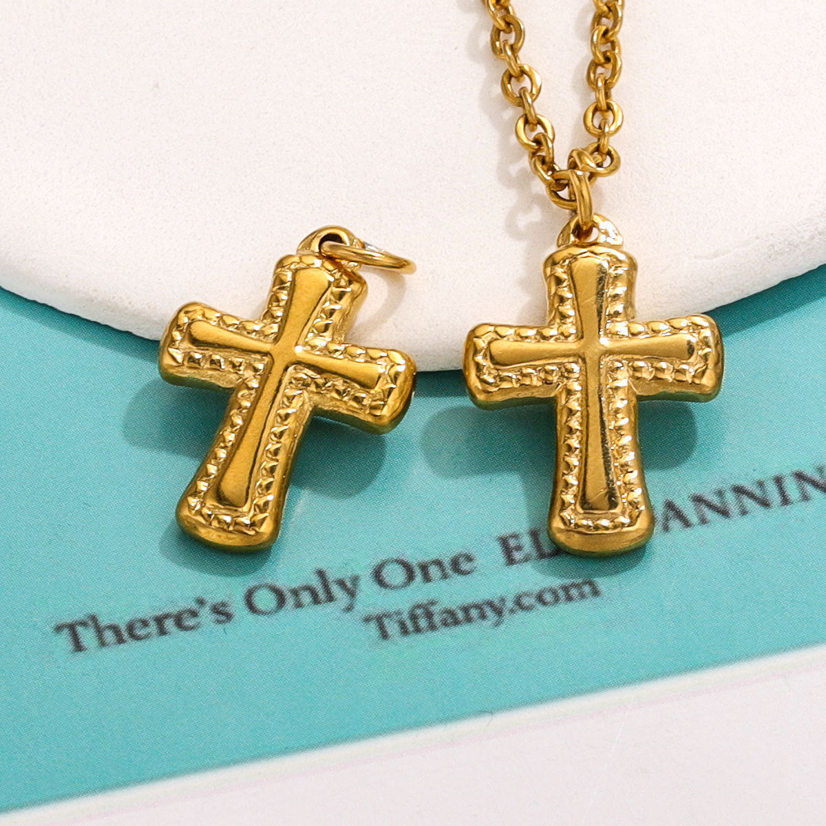 PD13 Stainless Steel Cross Pendant with hook Waterproof 18K Golden Color Pendant